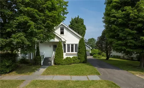 2814 Leibel Pl, Utica, NY 13501