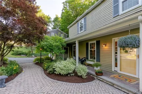 4652 Post Rd, Manlius, NY 13104 photo 2