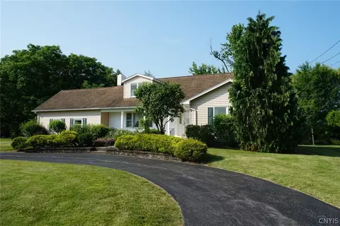 5043 Onondaga Rd, Onondaga, NY 13215