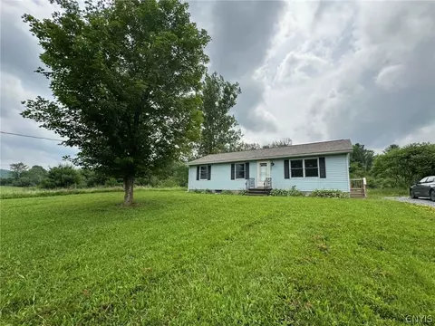 4755 Swamp Rd, Smithfield, NY 13408