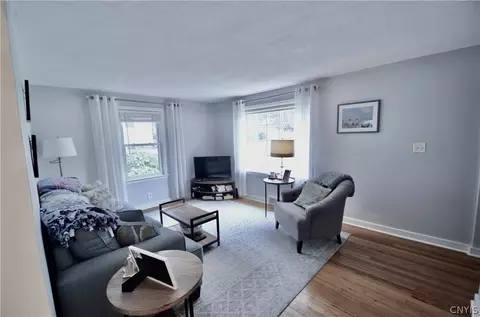 222 Briarcliff Rd, Syracuse, NY 13214 photo 9