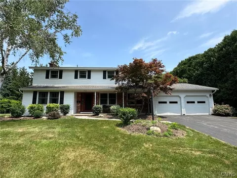 4964 Carnarvon Rd, Onondaga, NY 13215