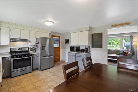 103 Benoit Dr, Geddes, NY 13209 photo 14