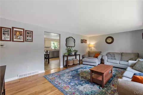 103 Benoit Dr, Geddes, NY 13209 photo 7