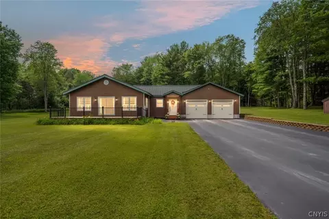 8849 Wheelock Dr, Boonville, NY 13309
