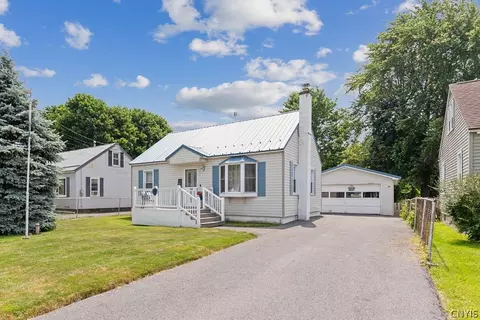 124 Curtis Ave, Geddes, NY 13209