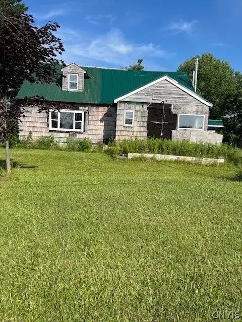 8524 State Route 13, Lenox, NY 13032