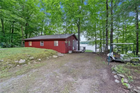 102 Lorton Lake Dr, Altmar, NY 13302