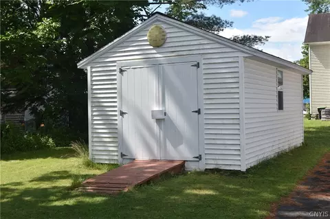 212 E River St, German Flatts, NY 13357 photo 8