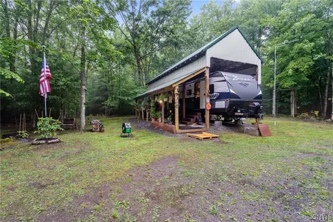 266 Birmingham Woods Rd, Amboy, NY 13493