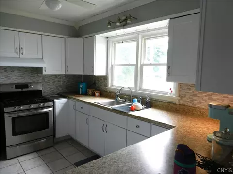 12 Henry St, German Flatts, NY 13407 photo 3