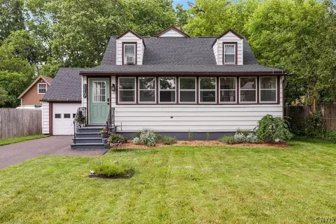 117 Campbell Rd, Salina, NY 13211