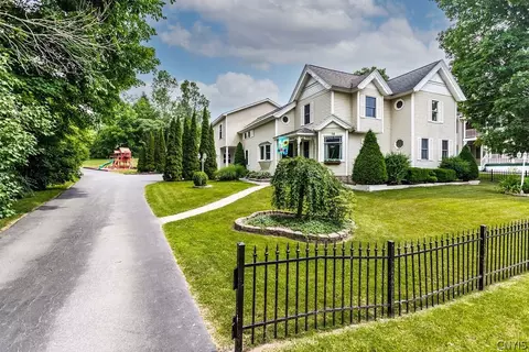 78 County Route 32, Mallory, NY 13103