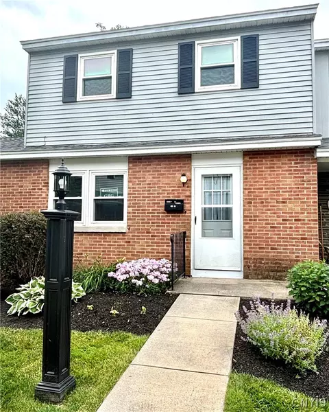 219-13 Highbridge At, Fayetteville, NY 13066