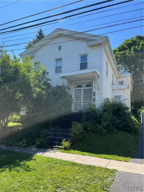 20 Orchard St, Auburn, NY 13021