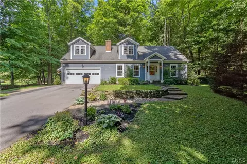 332 Kasson Rd, Camillus, NY 13031
