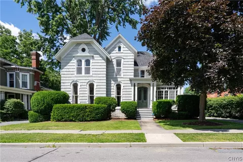 160 Ten Eyck St, Watertown, NY 13601