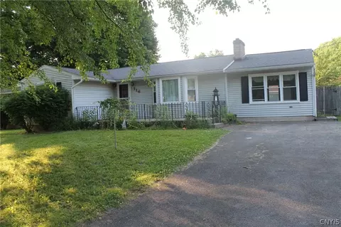 116 Welsh Dr, Camillus, NY 13031