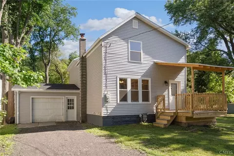 16 North St, Cortland, NY 13045