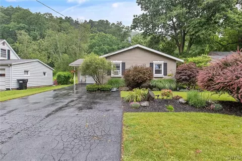 608 Barnes Ave, Syracuse, NY 13207