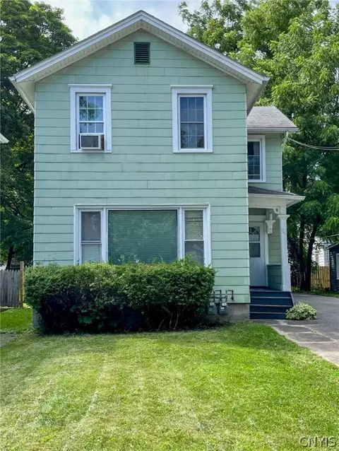 761 Meigs St, Rochester, NY 14620