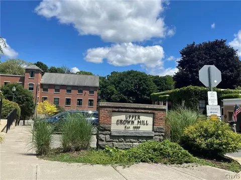 28 Maple St #310, Marcellus, NY 13108