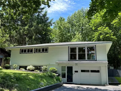104 Rutledge St, Geddes, NY 13219