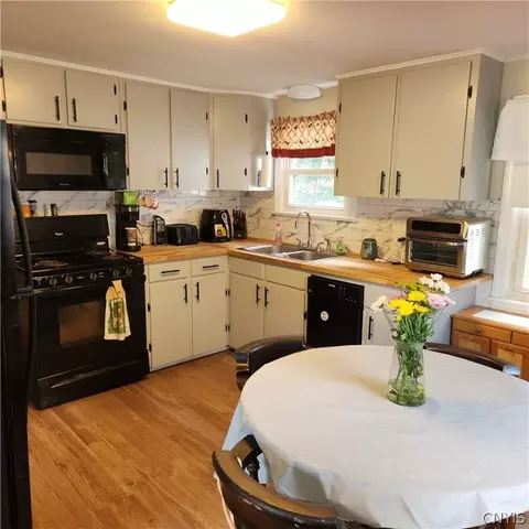 12 Fulmer St, German Flatts, NY 13407 photo 9