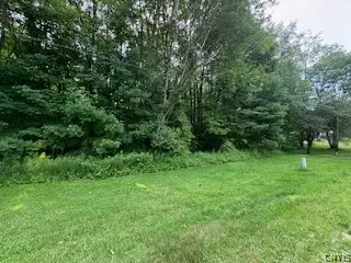8231 Kimball Rd, Vienna, NY 13308