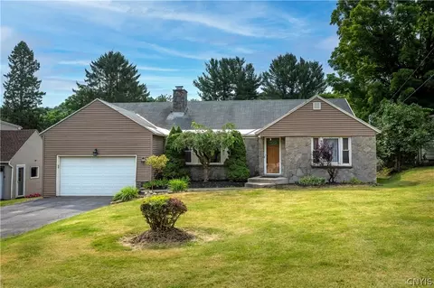 190 Valley View Rd, New Hartford, NY 13413