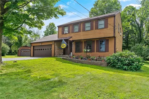 9138 Oswego Rd, Lysander, NY 13027
