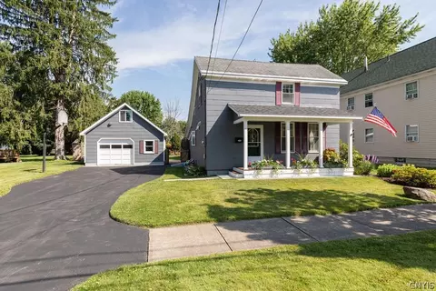112 Chestnut St, Fulton, NY 13069