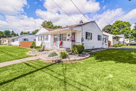1200 Kiniry St, Utica, NY 13501