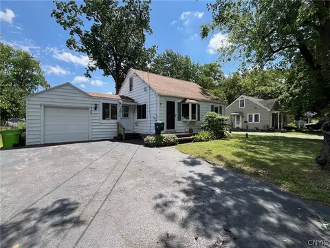 203 Belmore Dr, Syracuse, NY 13212