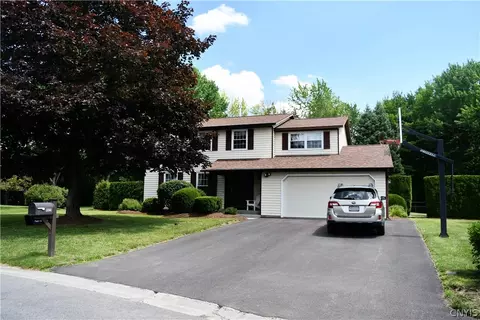 4825 Heffield Cir, Onondaga, NY 13215