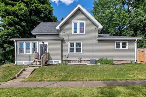 300 Shuart Ave, Syracuse, NY 13203 photo 3