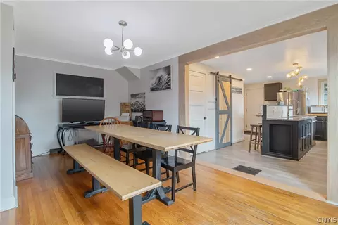300 Shuart Ave, Syracuse, NY 13203 photo 8