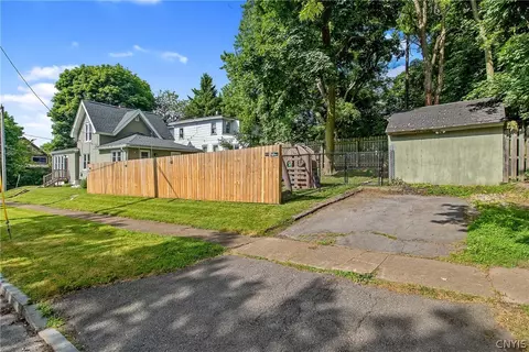 300 Shuart Ave, Syracuse, NY 13203 photo 26