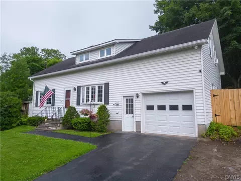 1252 State Route 5s, Mohawk, NY 13407