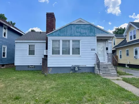 1111 Cogswell Ave, Geddes, NY 13209