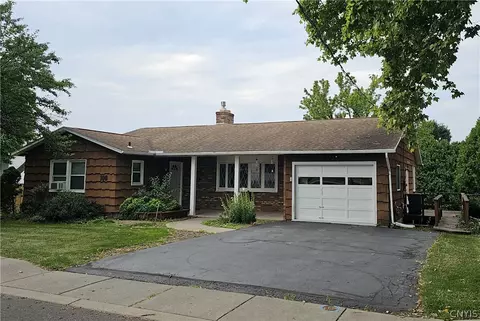 106 Hazard St, Geddes, NY 13209