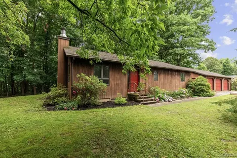 7 Irving Ave, Fulton, NY 13069