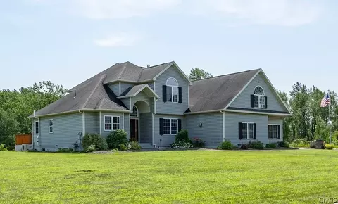 57 N Park St, Adams, NY 13605
