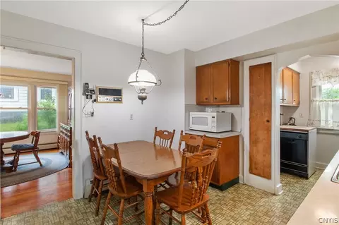 1033 Danforth St, Syracuse, NY 13208 photo 15