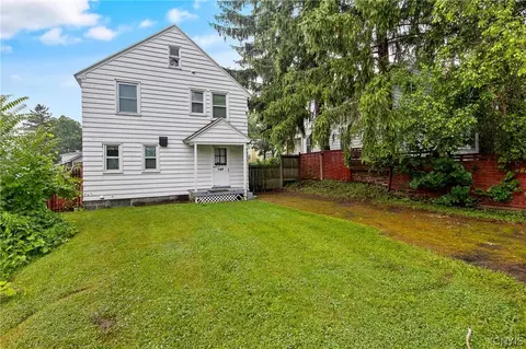 1033 Danforth St, Syracuse, NY 13208 photo 36