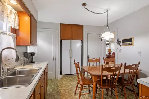 1033 Danforth St, Syracuse, NY 13208 photo 16