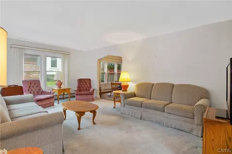 1033 Danforth St, Syracuse, NY 13208 photo 6
