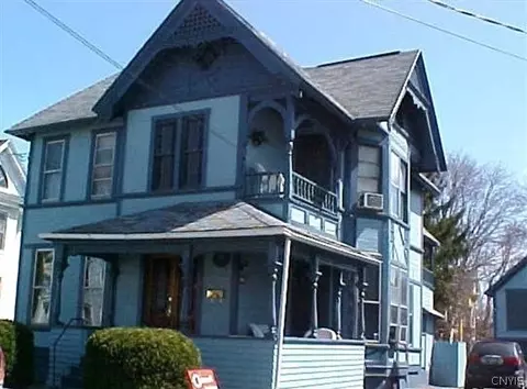 27 Charles St, Cortland, NY 13045