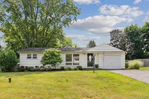 311 Forsythe St, Camillus, NY 13031