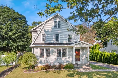 106 Parsons Dr, Geddes, NY 13219